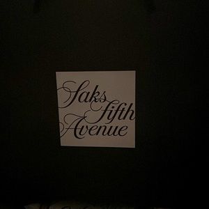 Large saks fifth avenue shopping bag - NEW